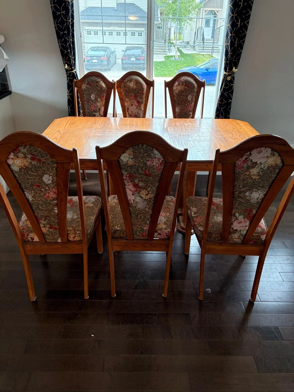 Solid Wood Extendible Dining Set - photo 3