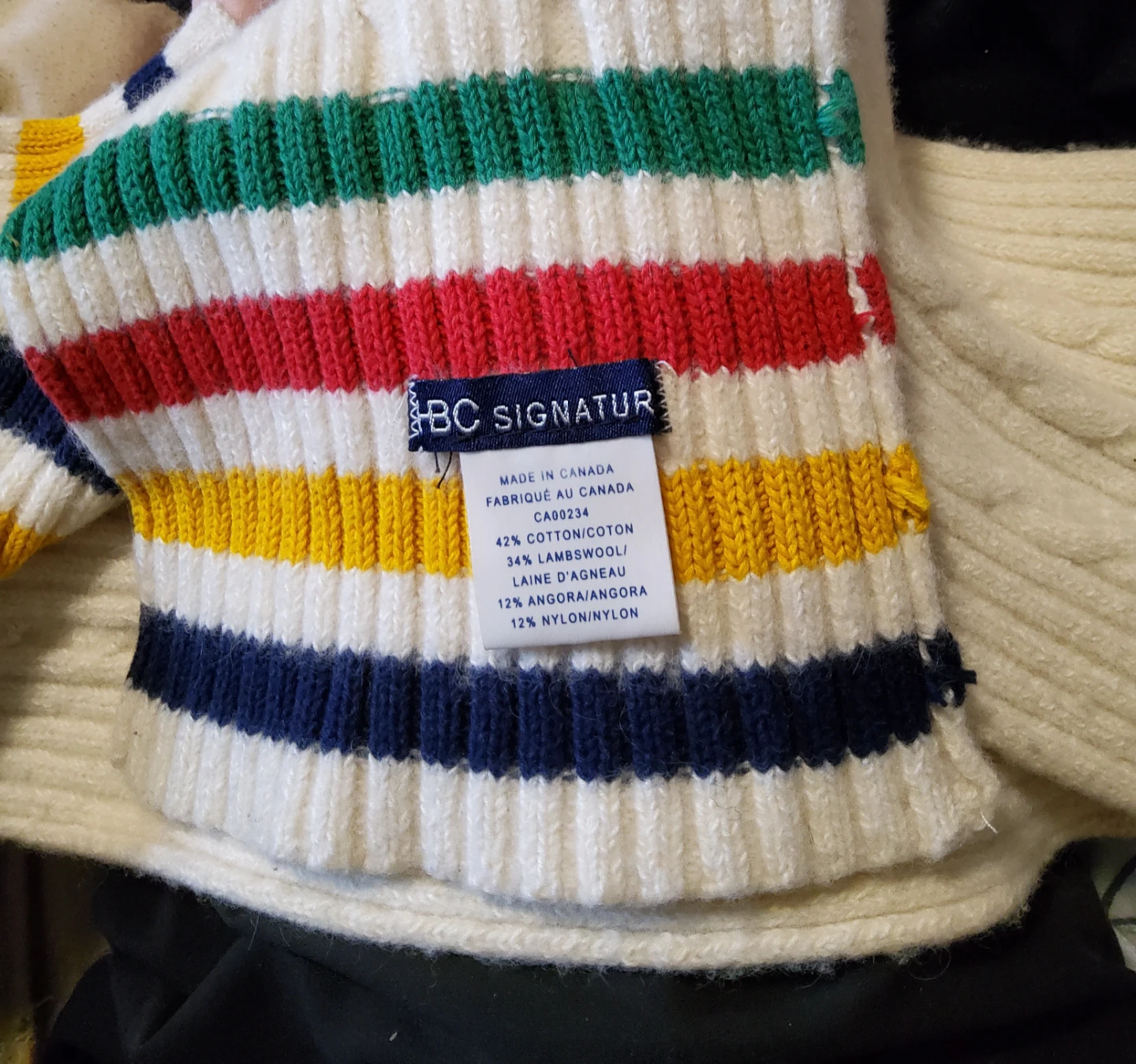 HBC BRAND NEW SCARF