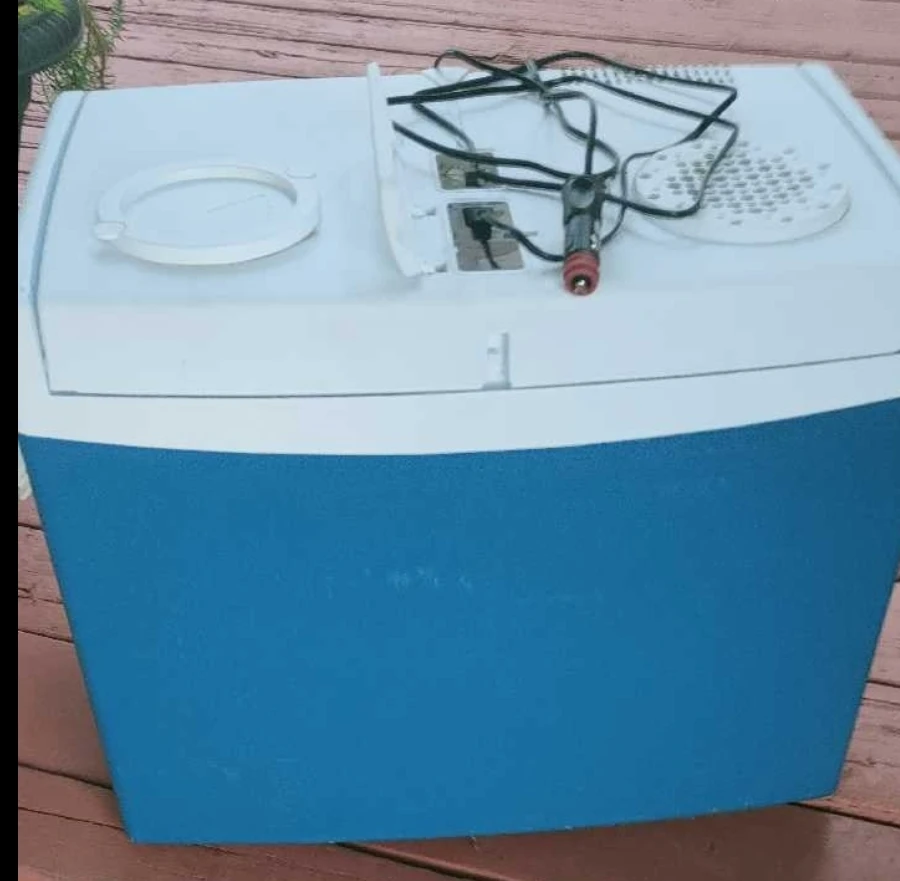 Mobicool MT35W Thermoelectric Cool Box