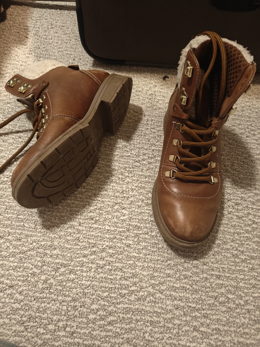 Brown Lace-Up Winter Boots - photo 3