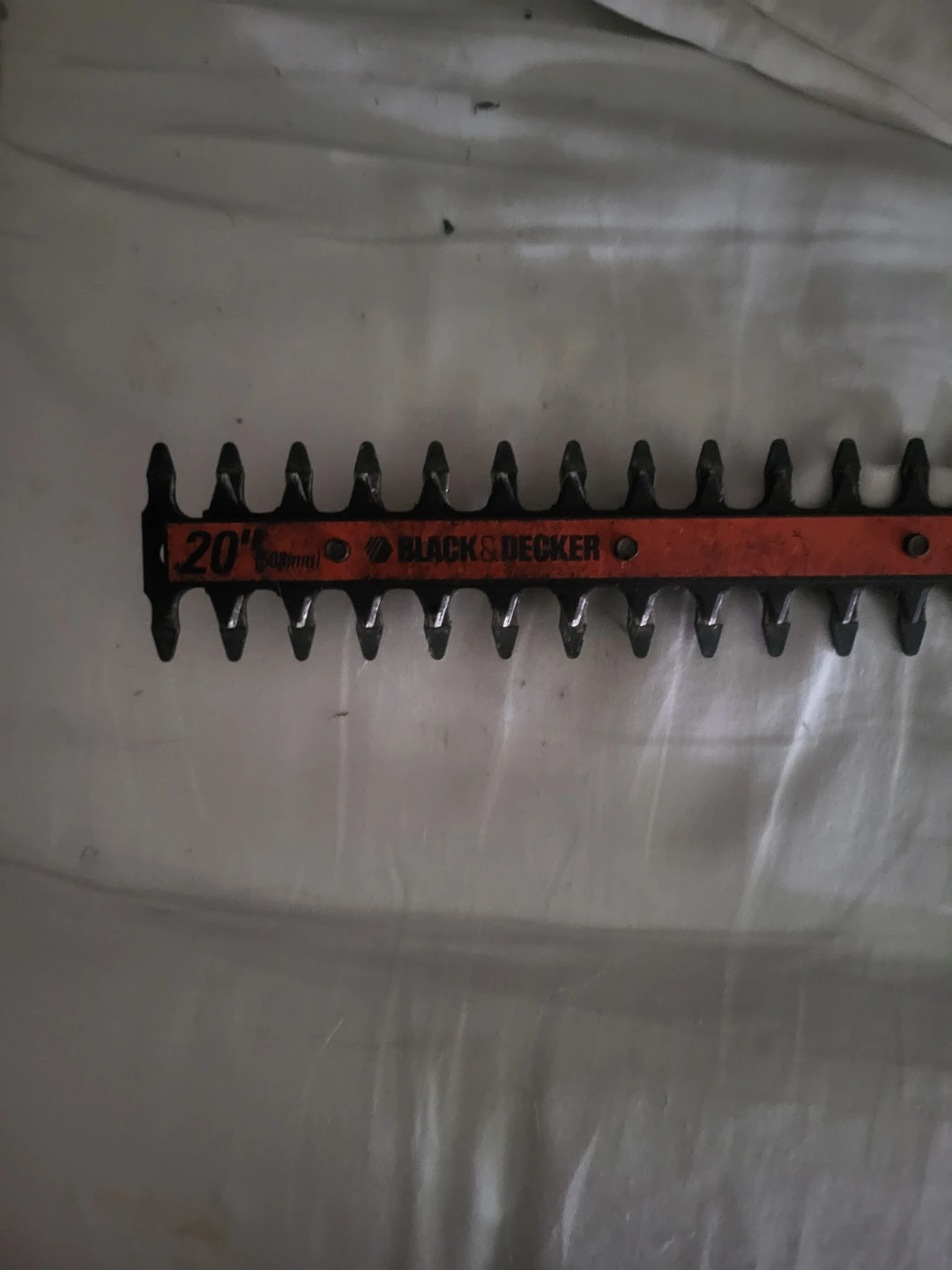 Black & Decker 20" Hedge Trimmer - photo 2