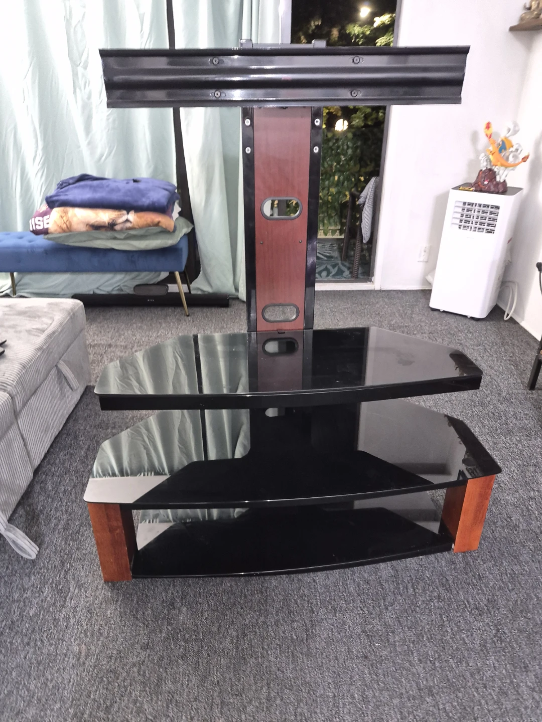 Glass Entertainment Unit Stand with TV Mount