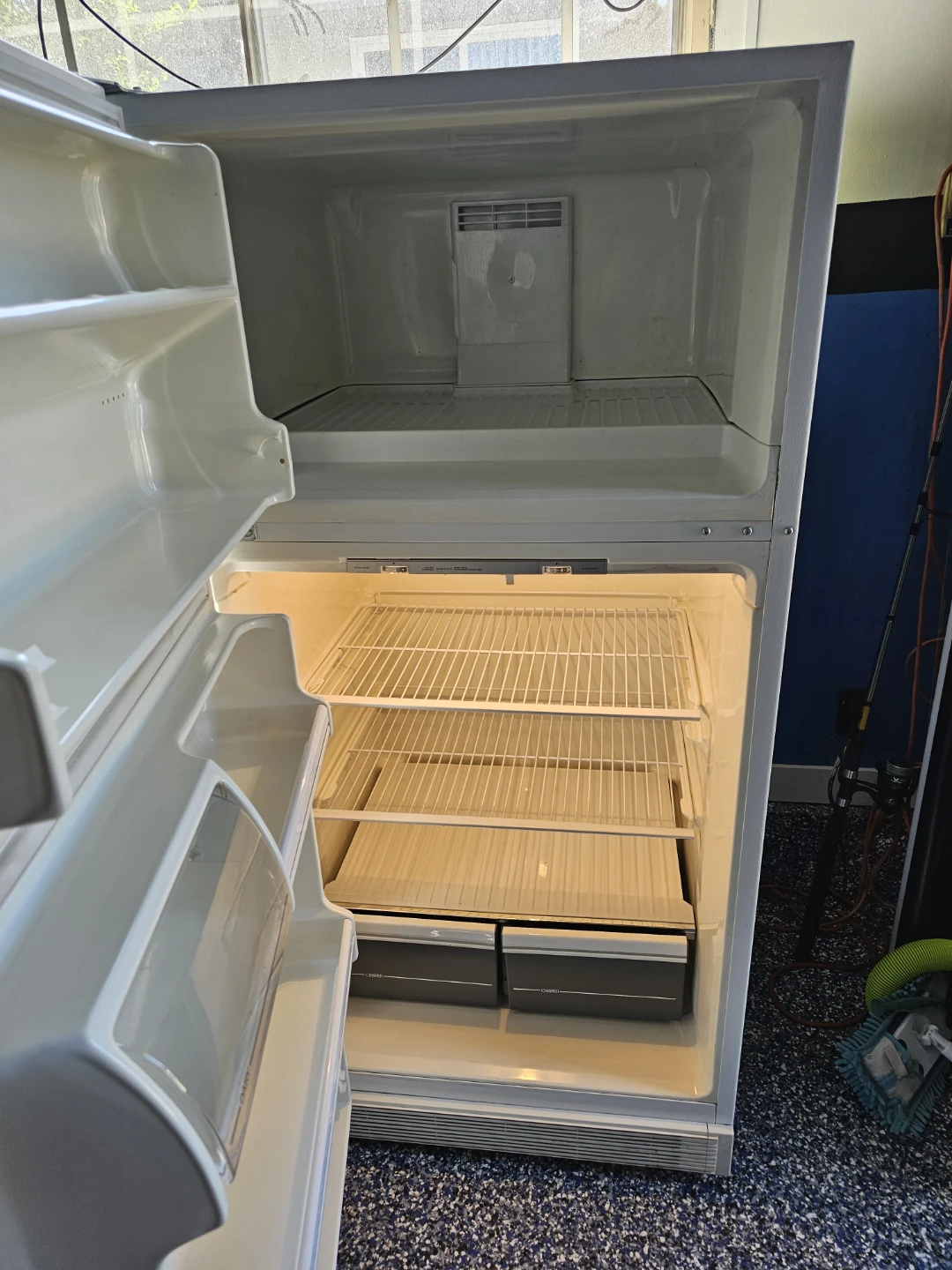 Norge+Fridge+clean+and+in+good+condition+and+working+order - photo 2