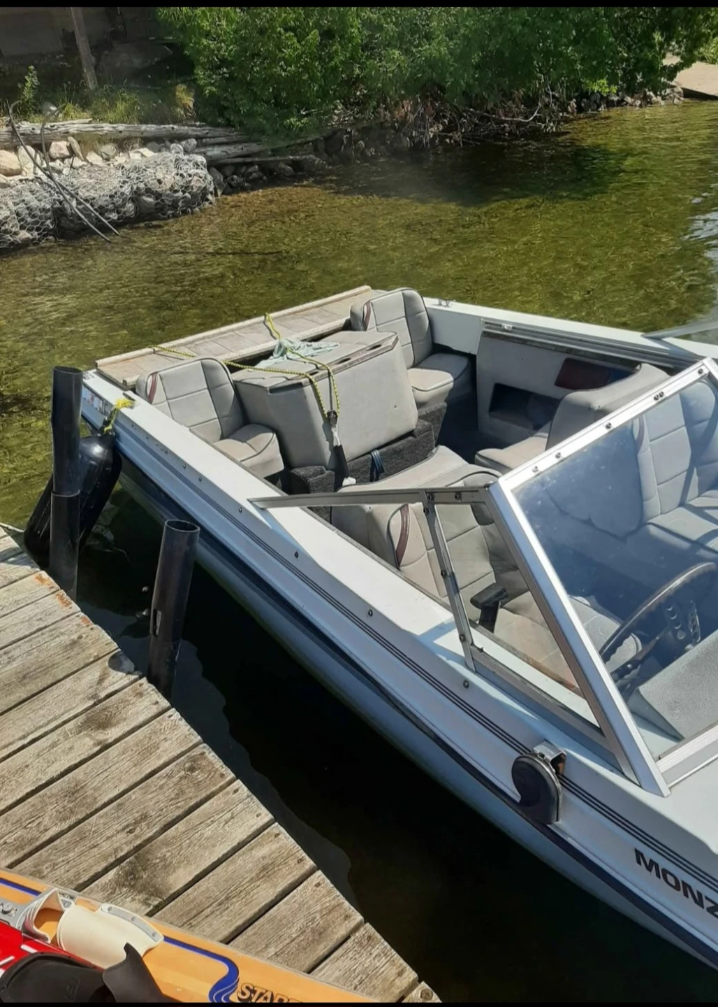16 FT. PETERBOROUGH INBOARD 1985 - photo 2