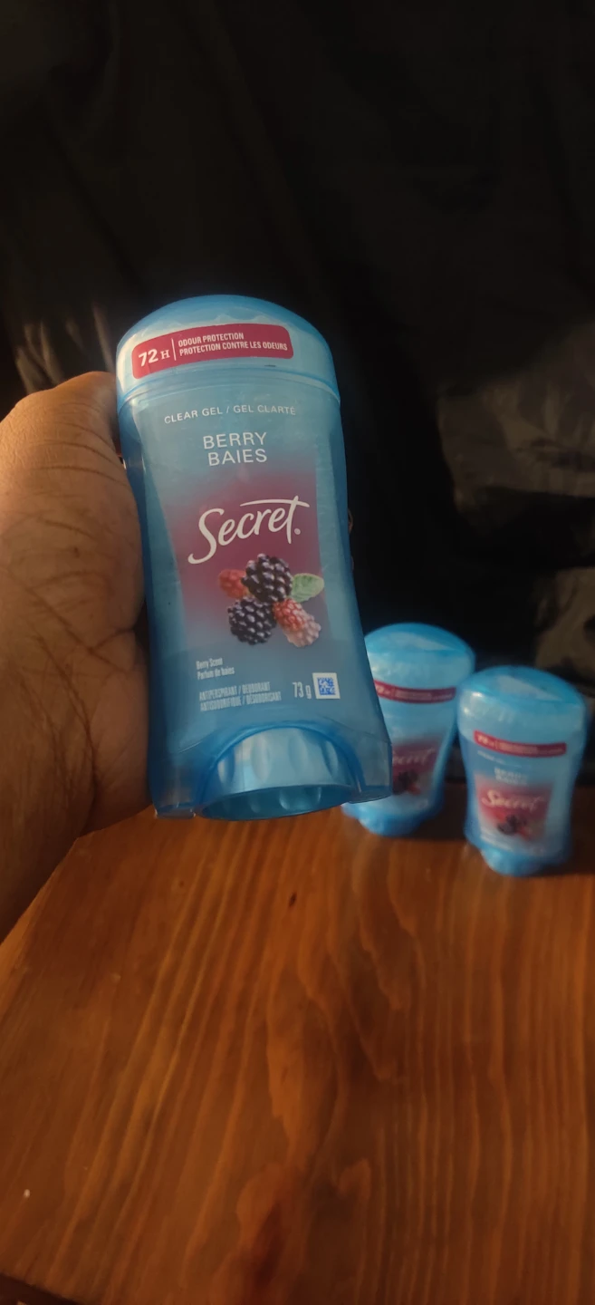 Secret Deodorant - Berry Scent - 3 Pack - photo 2