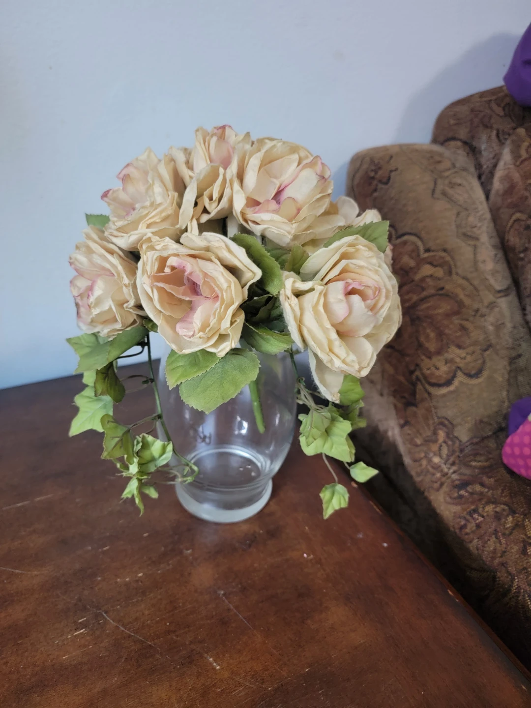 Home Interiors Artificial Roses Floral Arrangement in Glass Vase - photo 5