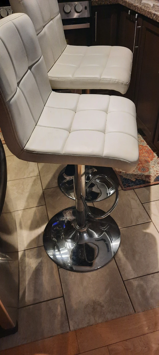 x2 White faux leather bar stools - photo 2
