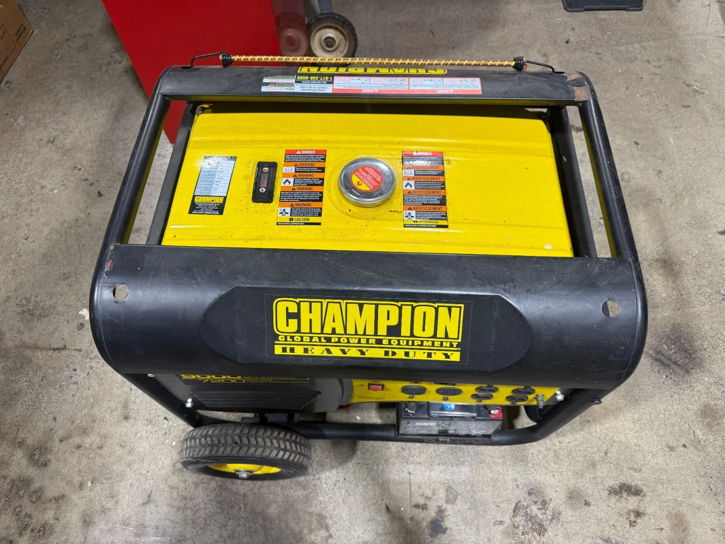 Champion 9000 Starting Watts Generator - photo 4