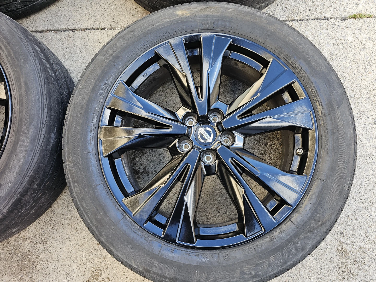 20" NISSAN PATHFINDER O.E.M RIMS ONLY - photo 3