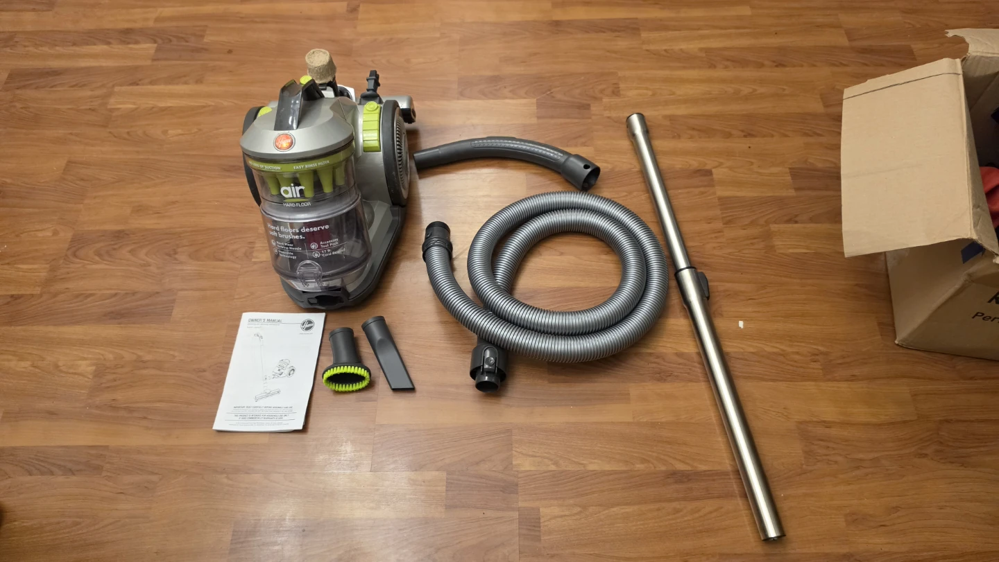 Brand new hoover Hardwood vacuum - photo 2