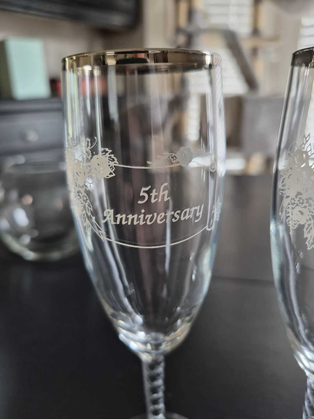 Pair of 5th Anniversary Champagne Flutes - photo 2