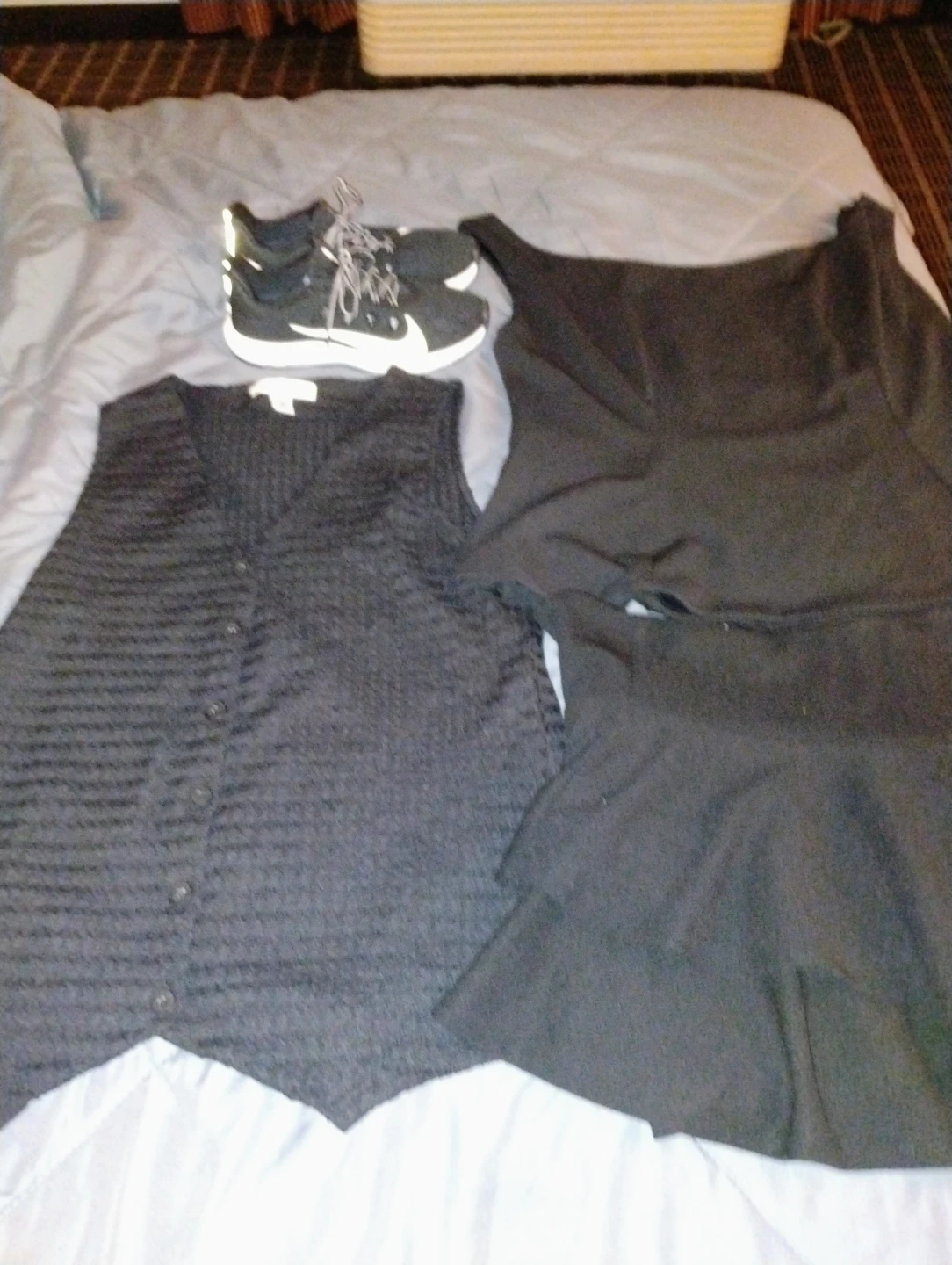 Like new women's clothes and Nike shoes - photo 3