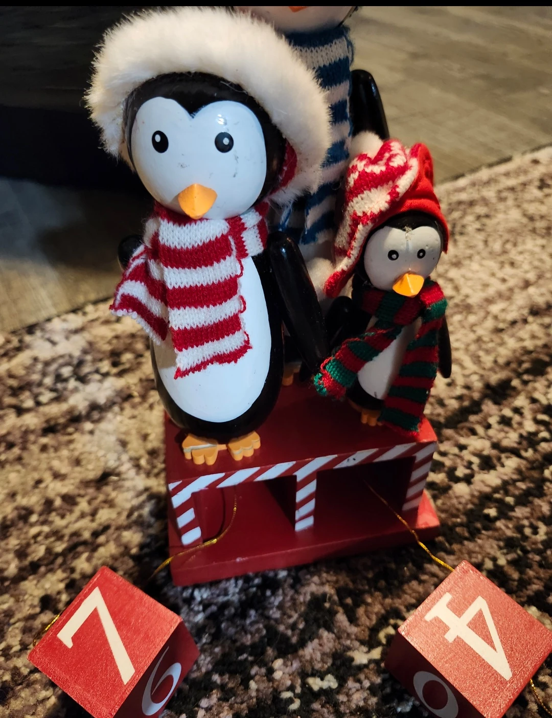Wooden Penguin Christmas Countdown Calendar - photo 3