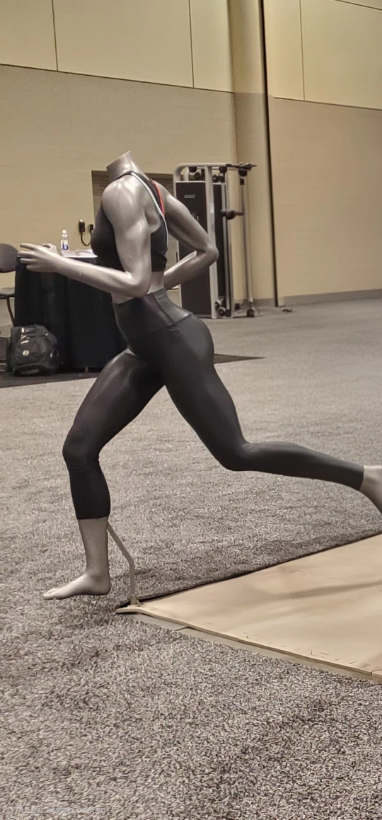 Female Mannequin Torso - photo 2