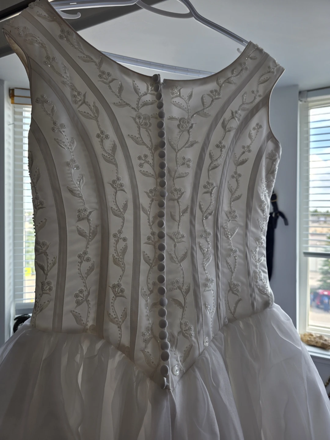 White Wedding Dress - photo 3