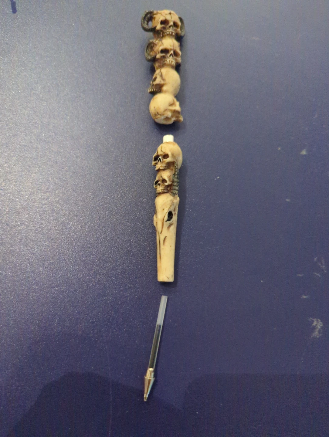 Skull Motif Ballpoint Pen - photo 3