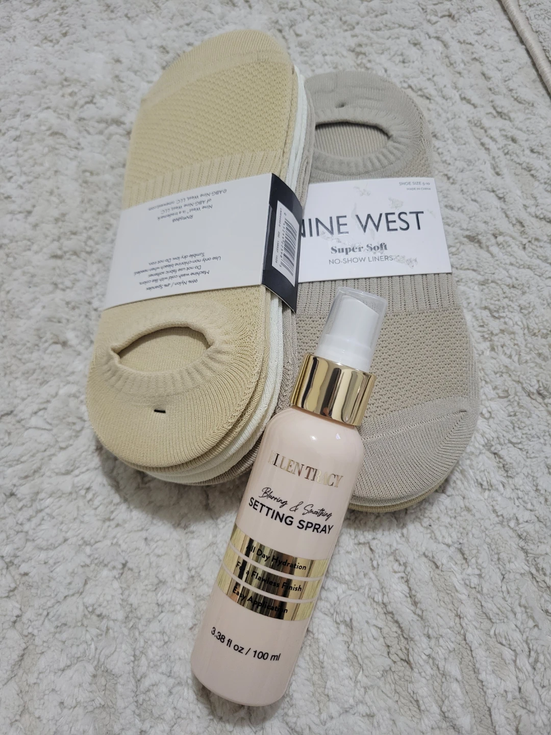 Nine West Super Soft No-Show Liners & Ellen Tracy Setting Spray