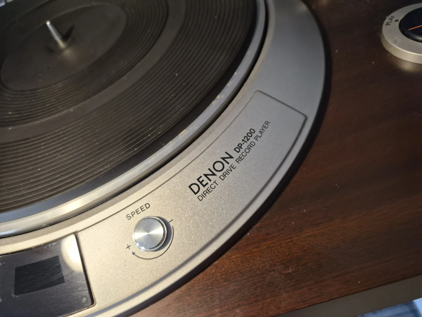 Denon DP-1200 Direct Drive Record Player - photo 2