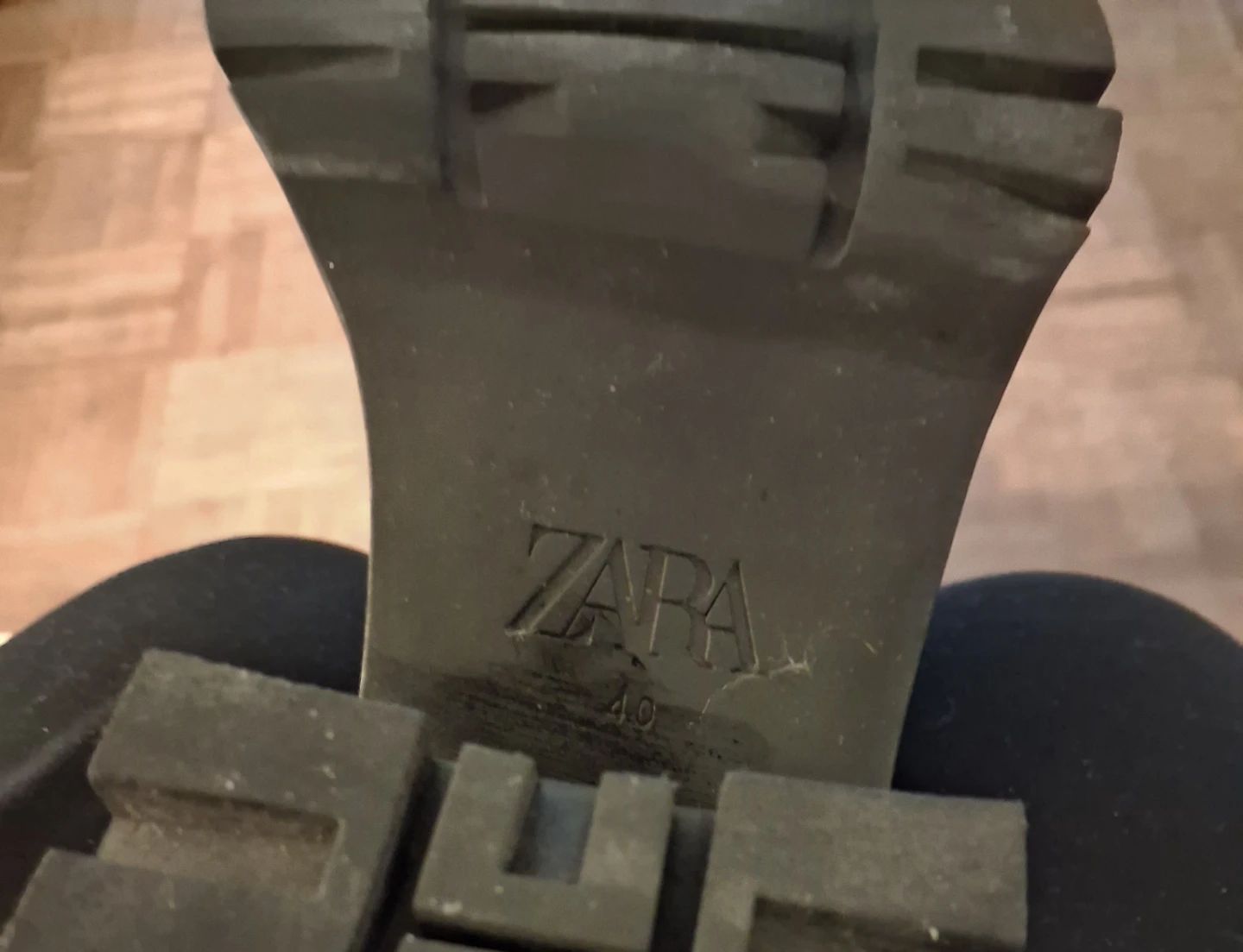 ZARA Black Patent Chunky Heel Boots - photo 3