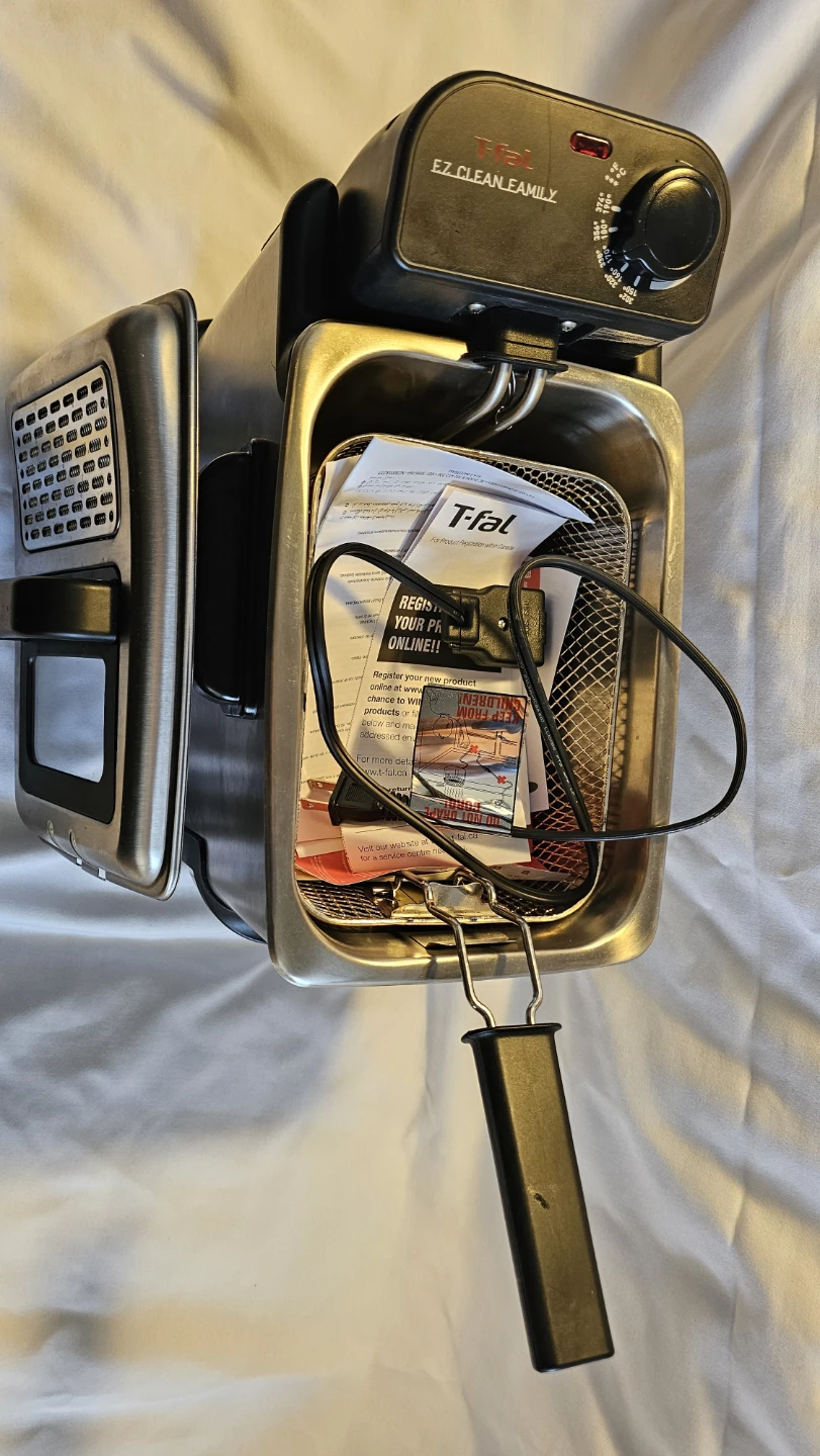 T-fal EZ Clean Family Deep Fryer - photo 3