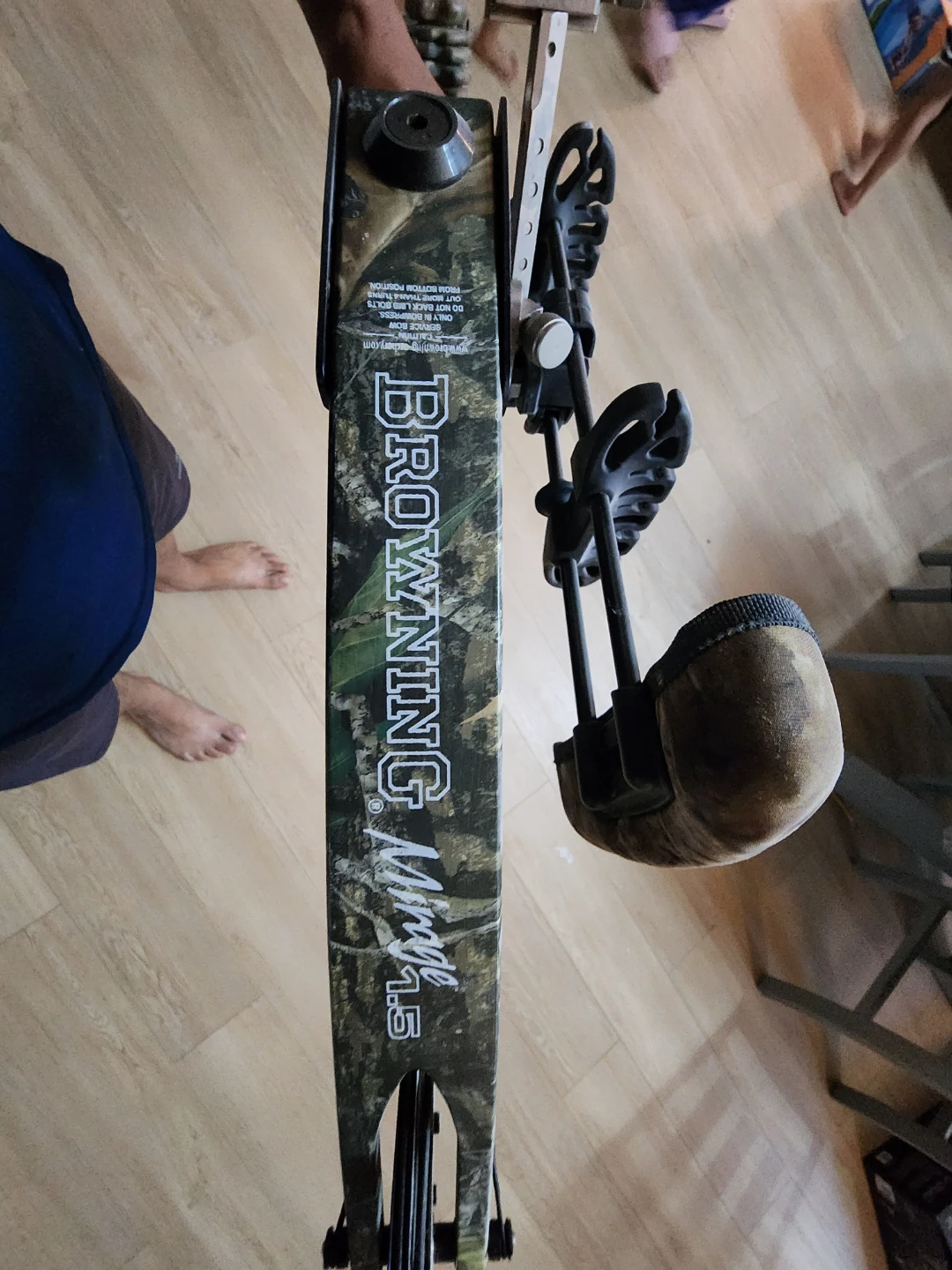 Browning Mirage 1.5 Compound Bow with Arrows - photo 4