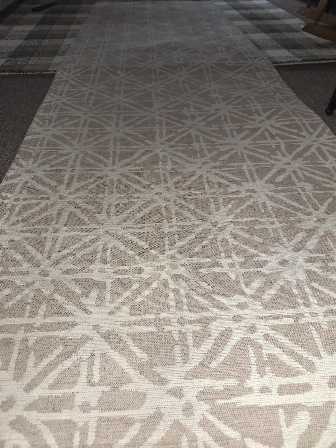 2 Runner Rugs with Geometric Pattern - photo 3