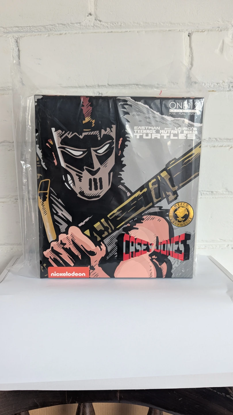 Mezco One:12 Casey Jones (1st Release) –Mint Displayed Condition - photo 5