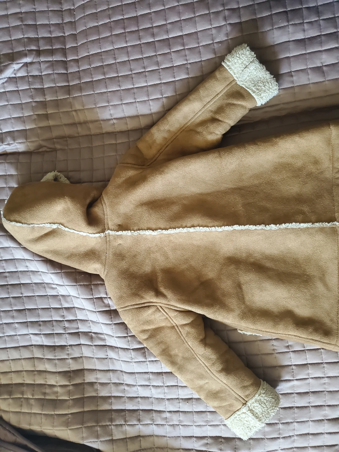 Toddler Faux Suede Sherpa Jacket – Size 3t - photo 2