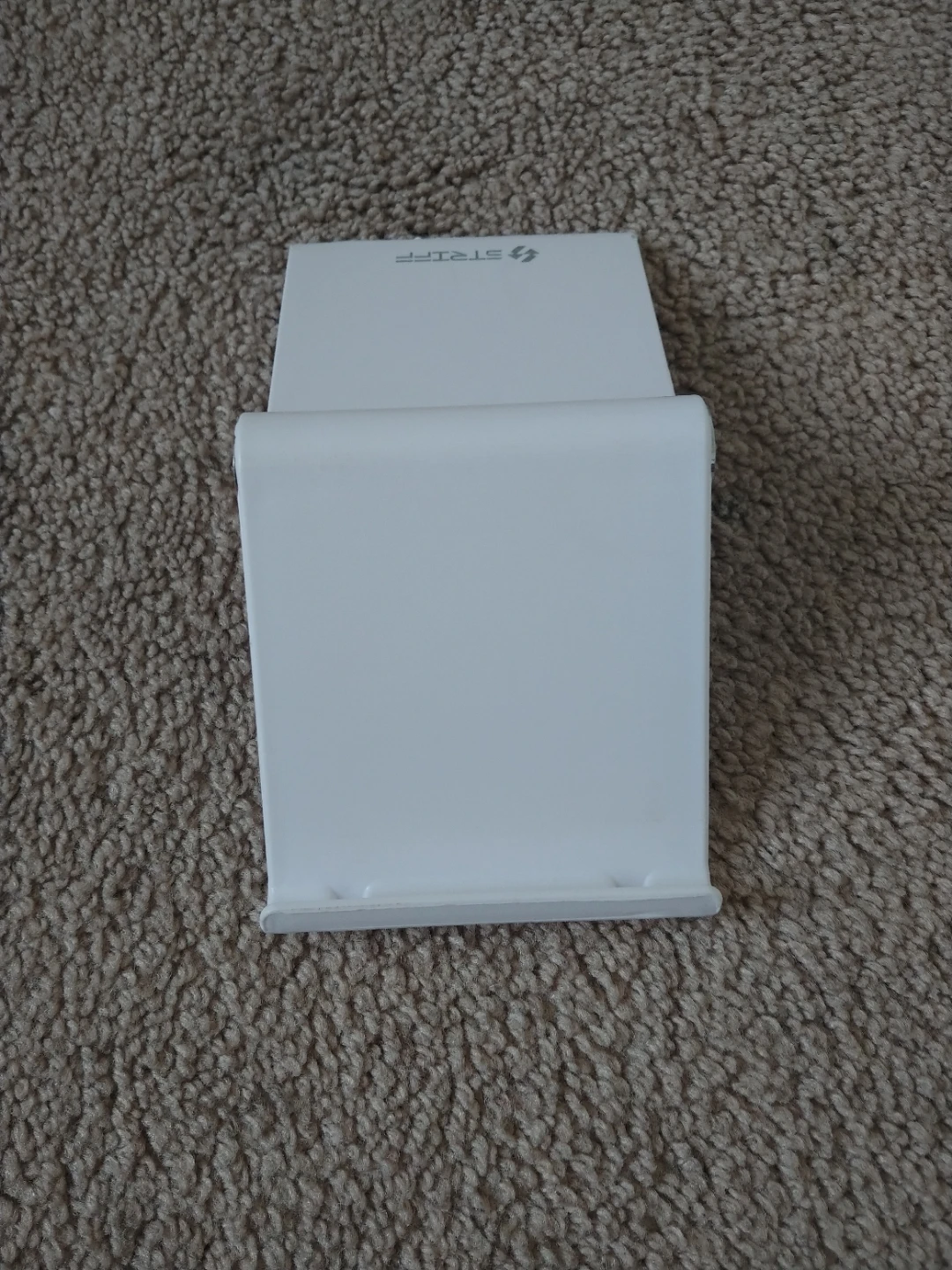 Striff White Phone Stand - photo 2