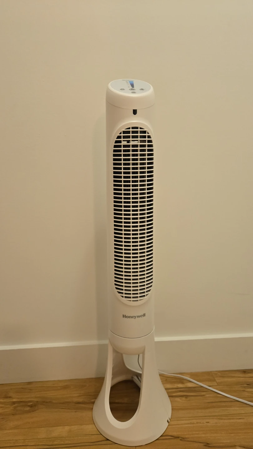 Honeywell QuietSet Tower Fan 40' - photo 2
