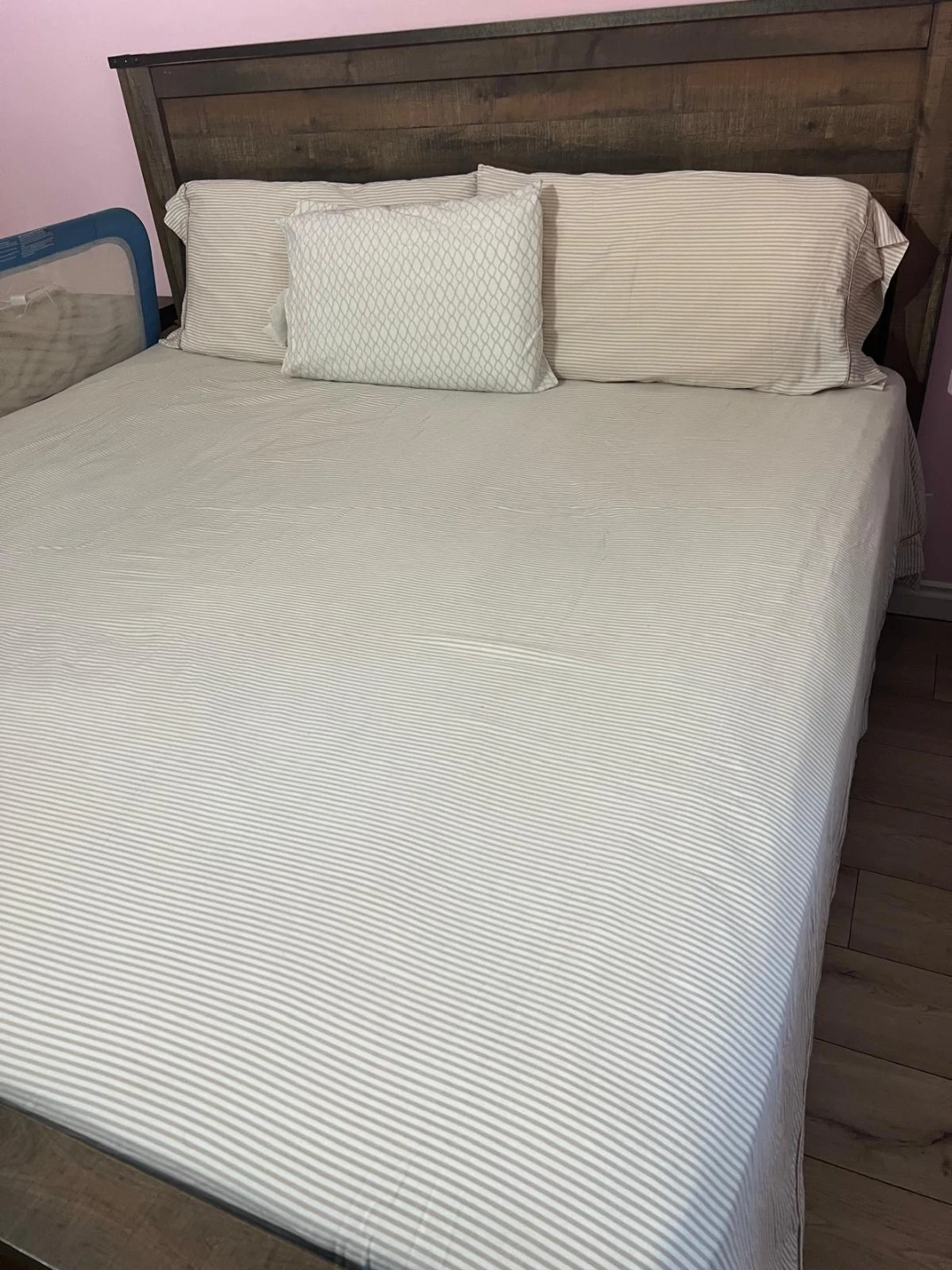 Bed - photo 2