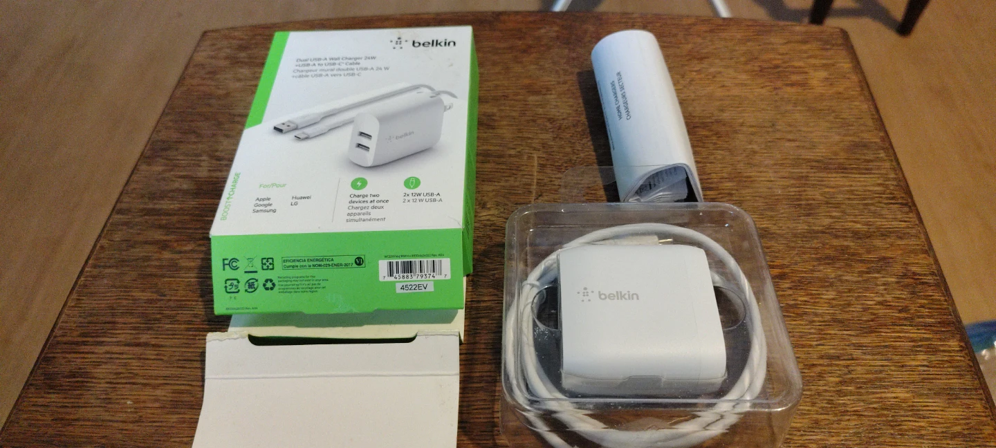 Belkin Dual USB-A Wall Charger 24W - photo 2