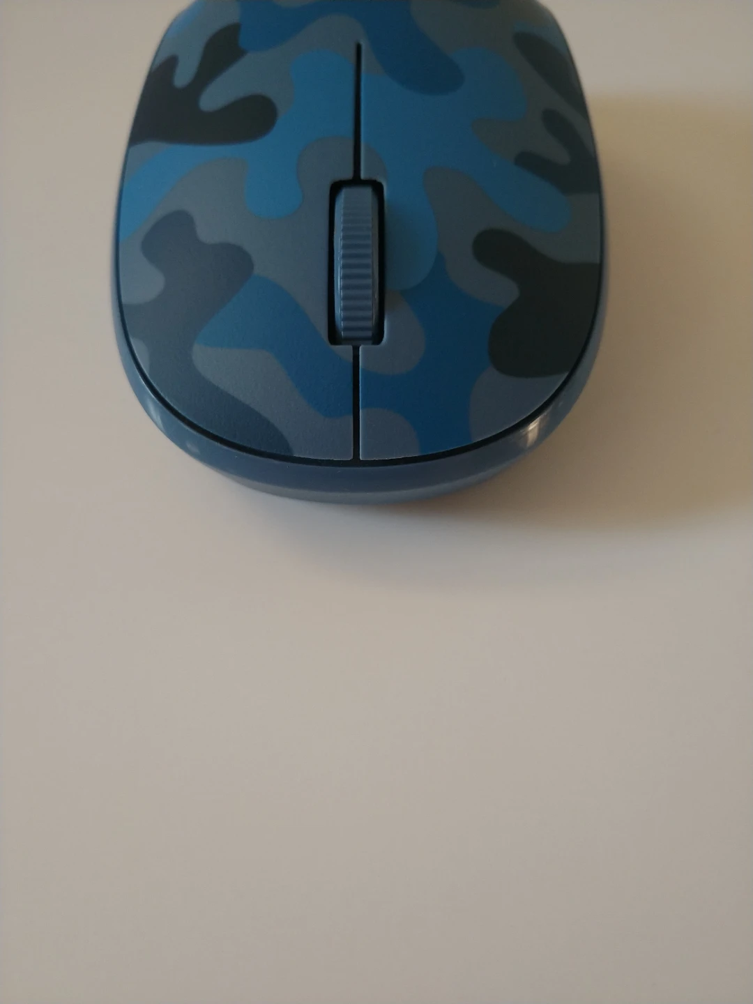 Blue Microsoft Bluetooth mouse - photo 5
