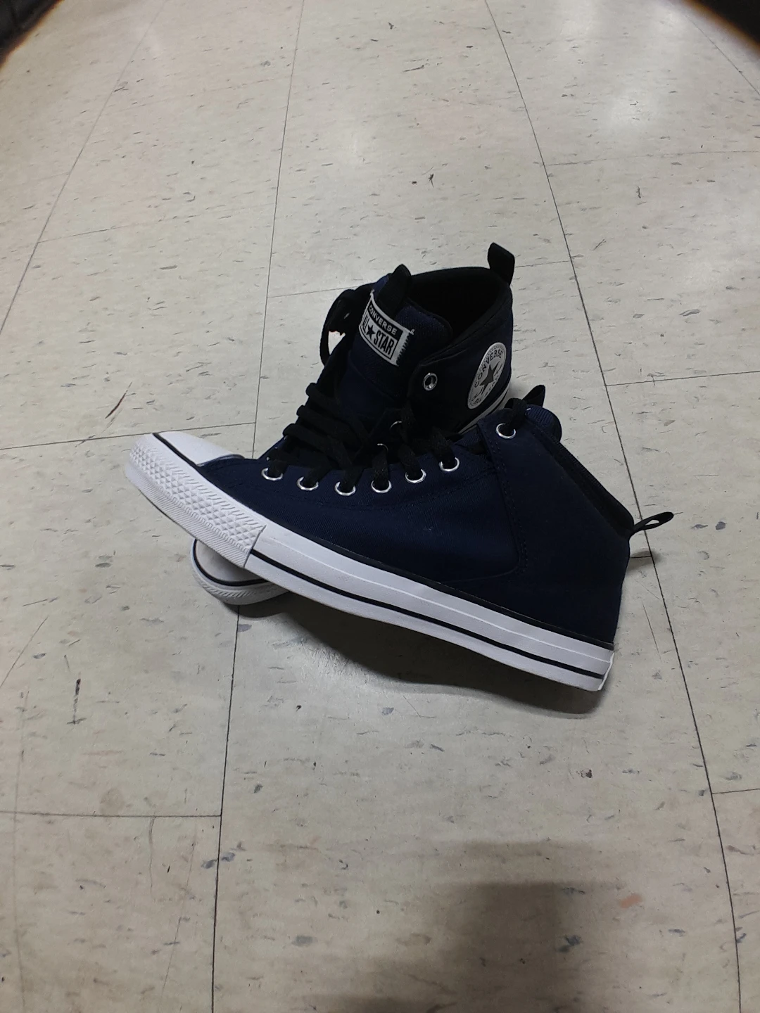 Converse Chuck Taylor All Star Mid Top Shoes Men's Size 10 - photo 5