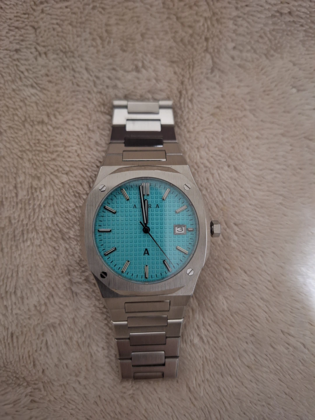 Date 002: Steel/Turquoise Stainless Steel Date 002