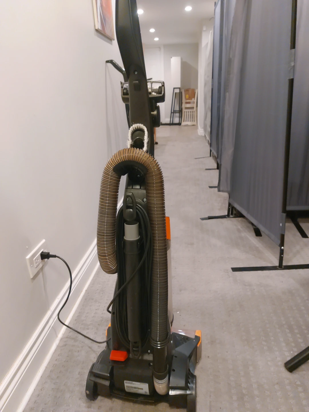 Bissell CleanView Vacuum Cleaner - photo 4