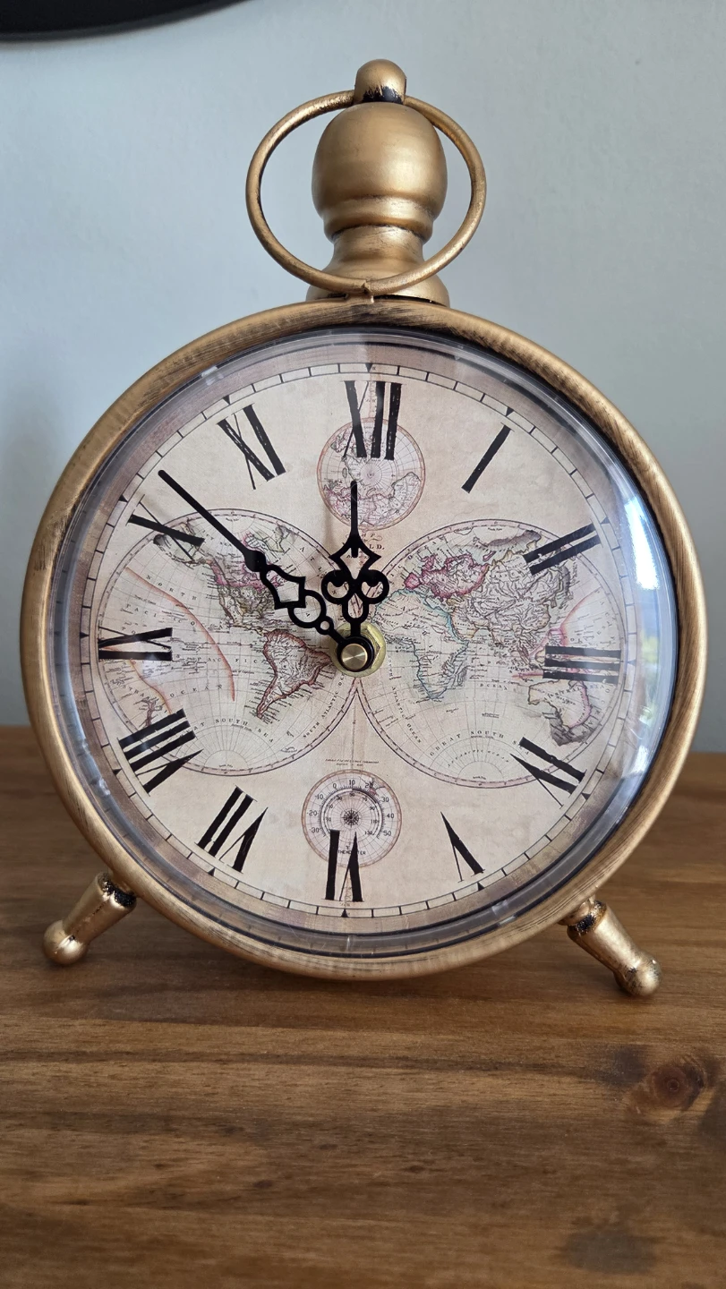 Vintage World Map Table Clock *new