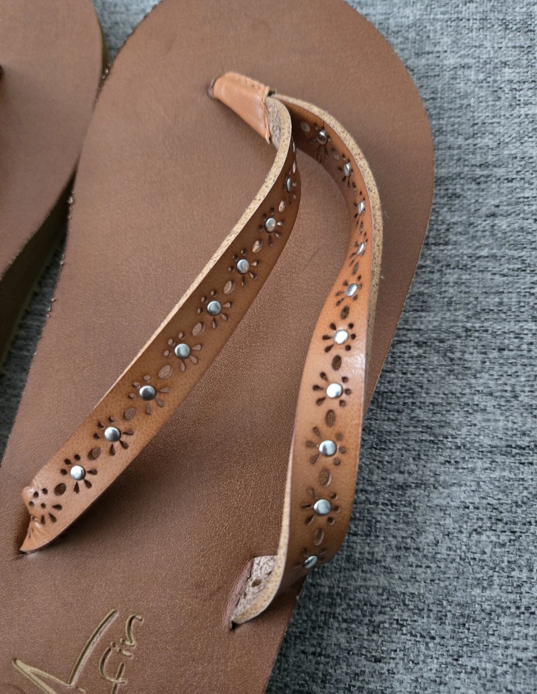 Bluefin Brown Flip Flops - Size 7 - photo 2