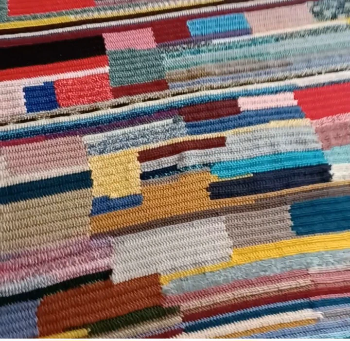 Patchwork Throw Blanket - photo 3