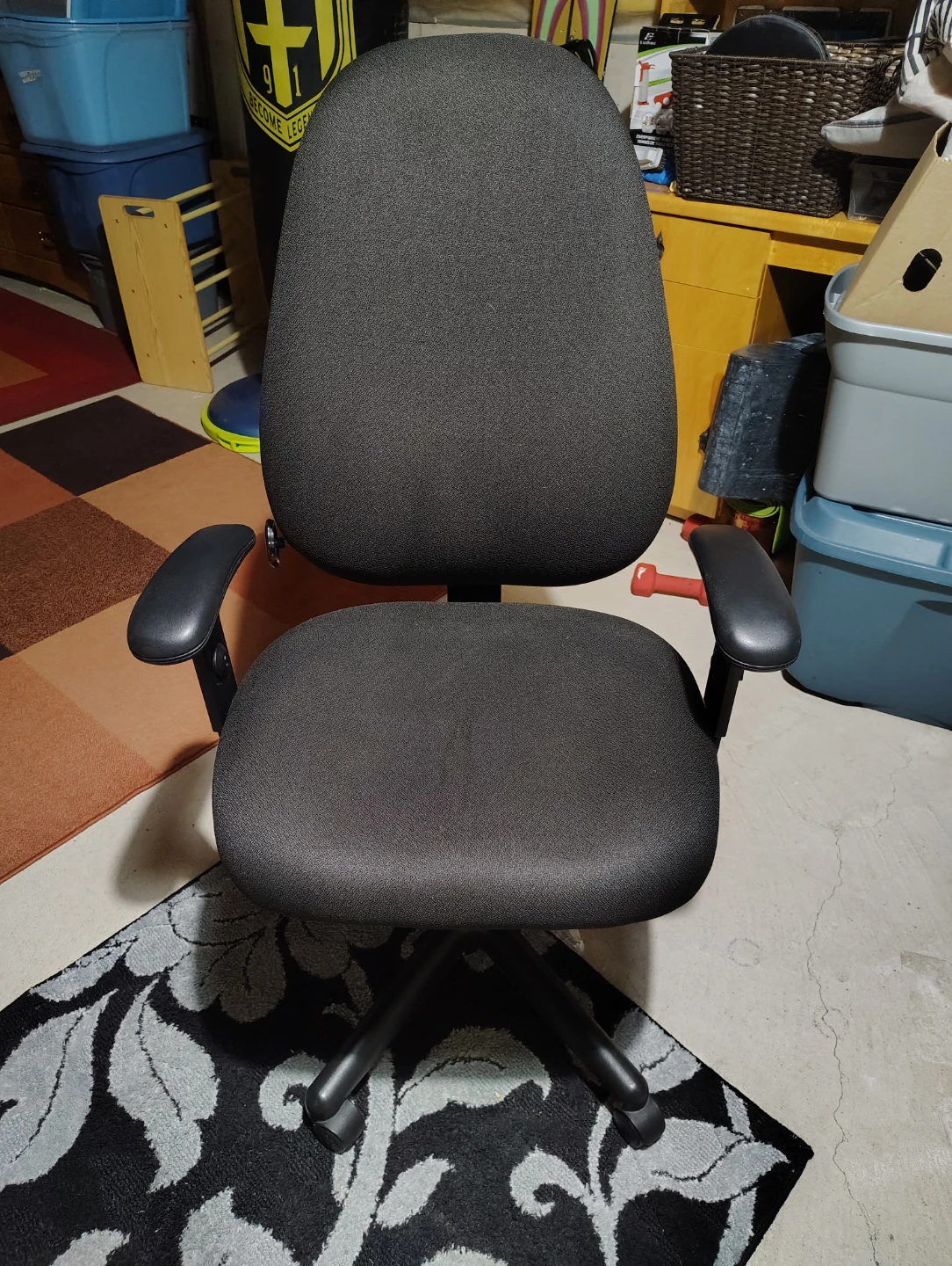 Ergocentric black office chair