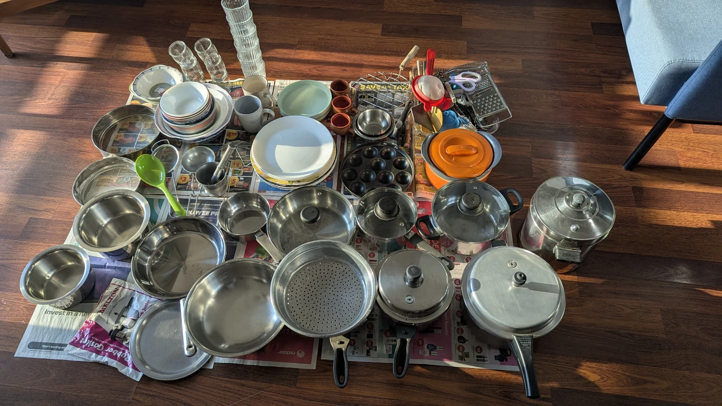 Assorted Cookware and Kitchenware Set - photo 3