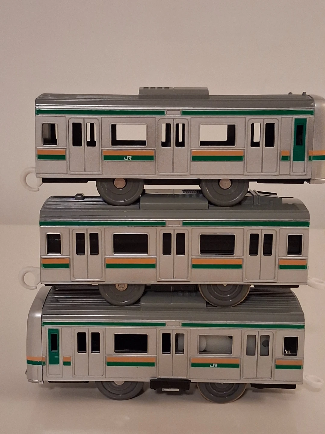 Tomy Plarail S-43 JR Series E231 Sound - photo 3