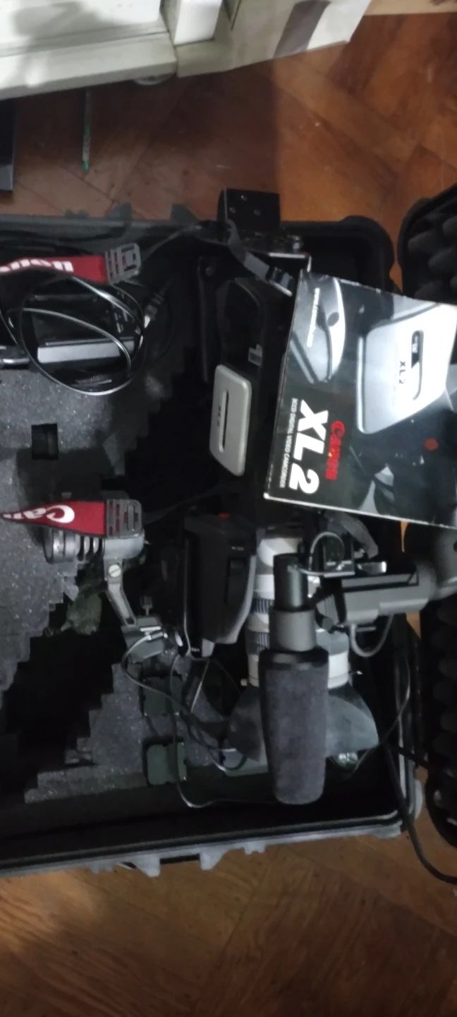 Canon Mini DV Camcorder xl2 - photo 4