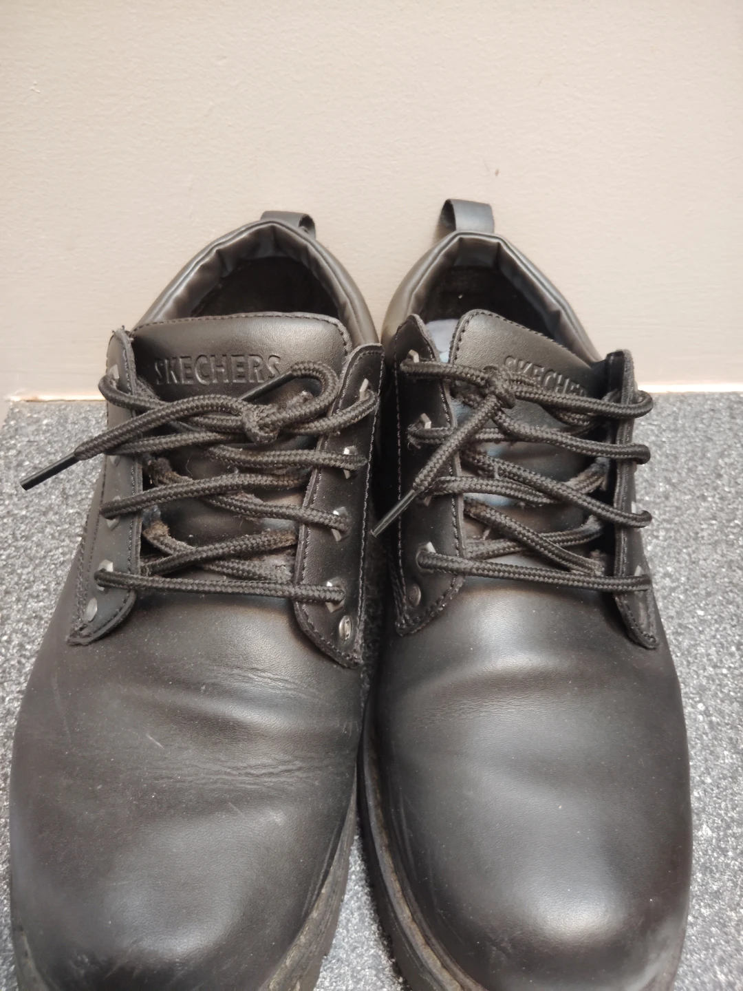 Skechers "Tom Cats" Men’s Black Leather Work / Casual Oxfords - photo 2
