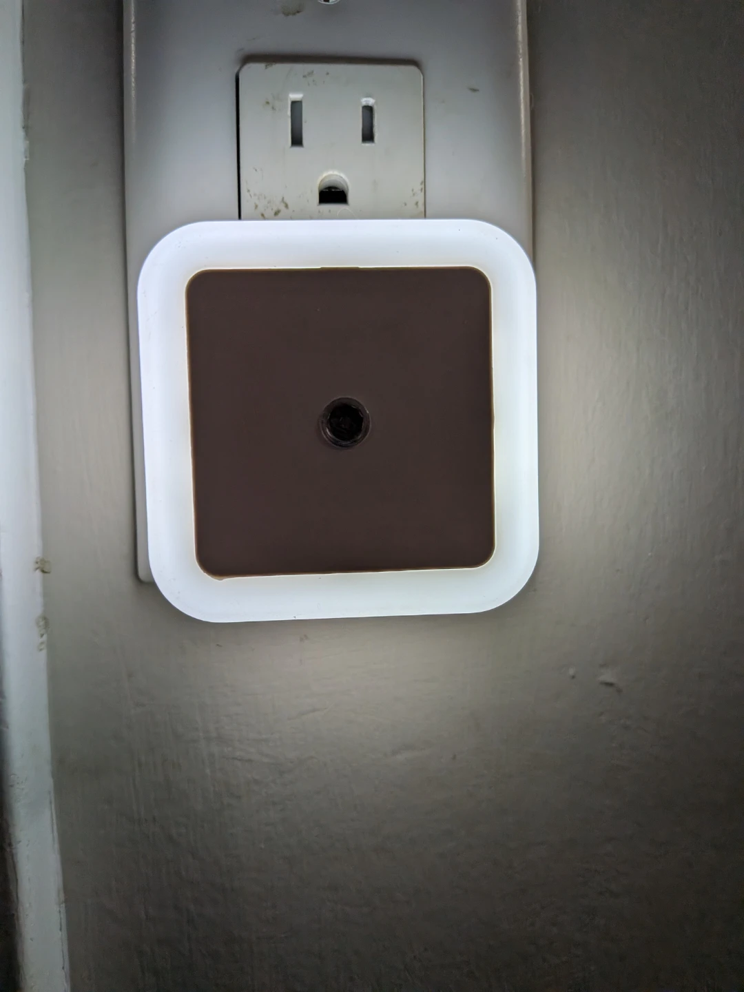 Automatic Night Light