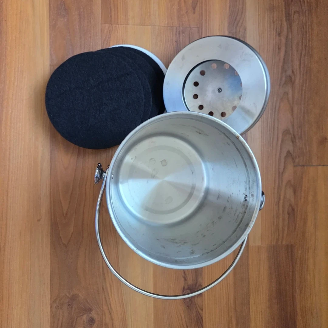 Stainless Steel Kitchen Compost Bin with Charcoal Filters - photo 3