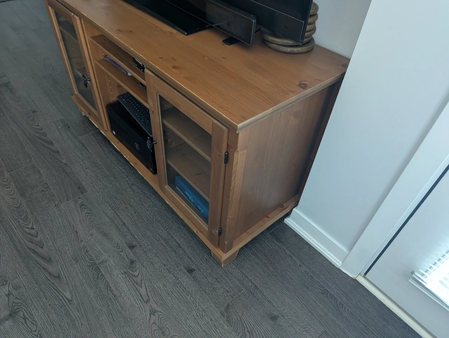 Wooden TV Stand / Media Console - photo 4