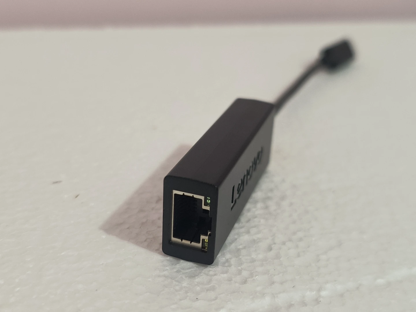 Lenovo USB-C to Ethernet Adapter / LAN Dongle - photo 2