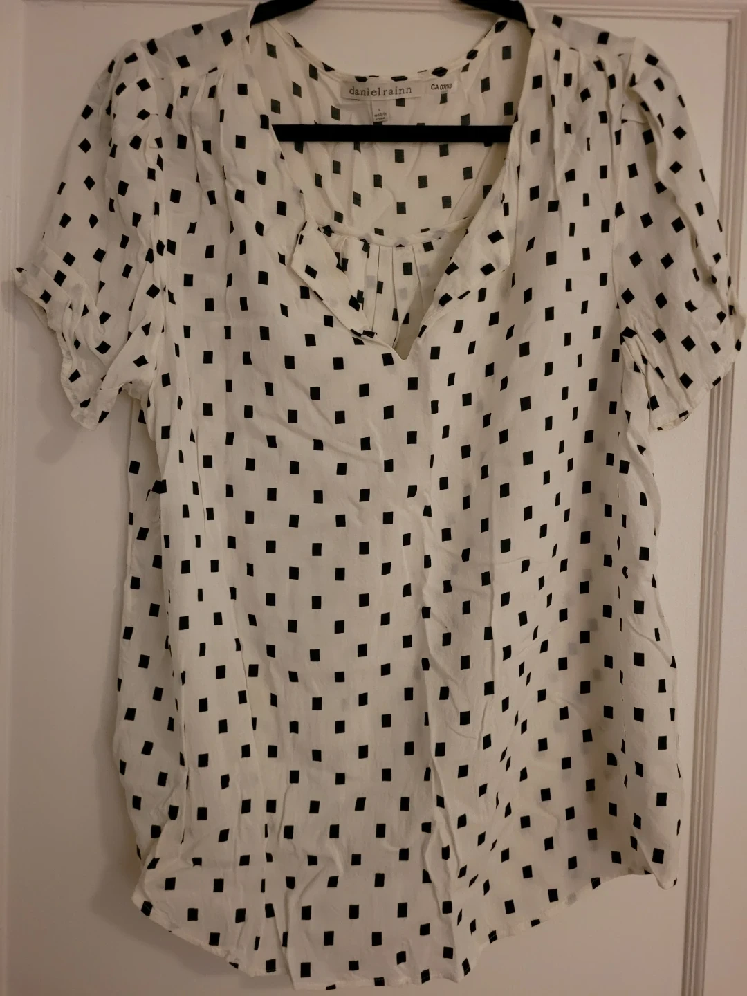 L woman - Top shirts - photo 2