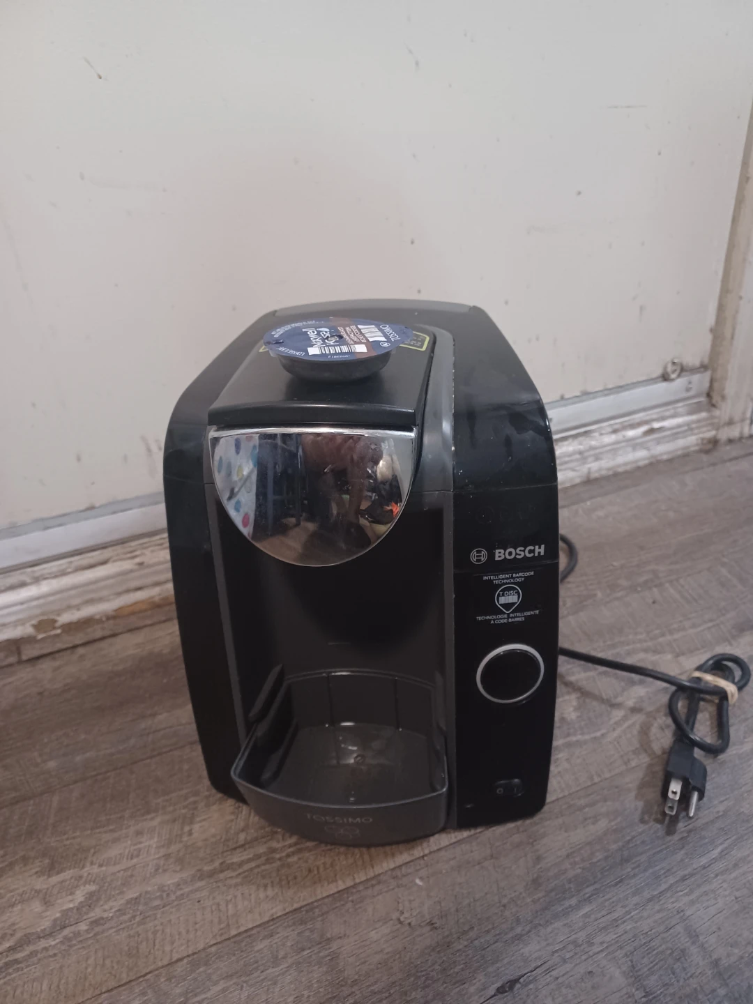 Bosch Tassimo Coffee Machine - photo 2